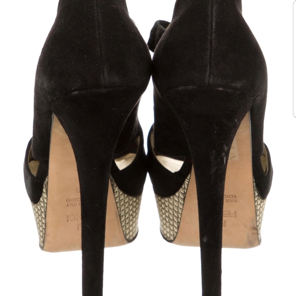 FENDI Suede Peep-Toe Platform Pumps - Picture 4 of 5